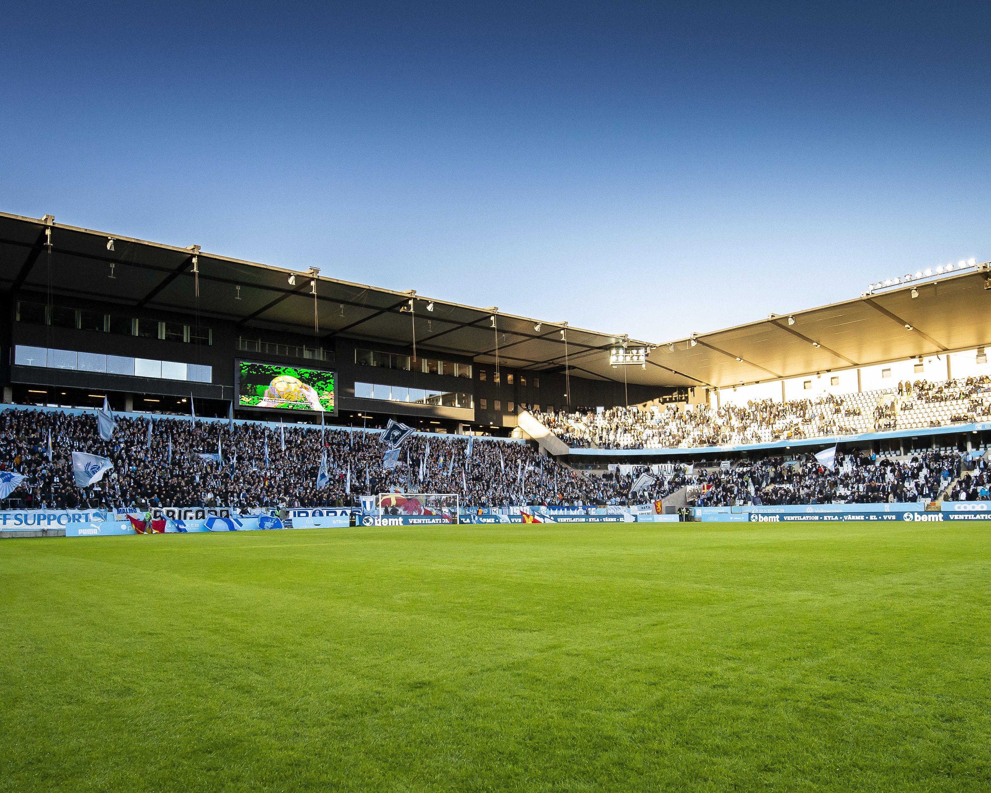190401_publik_stadion