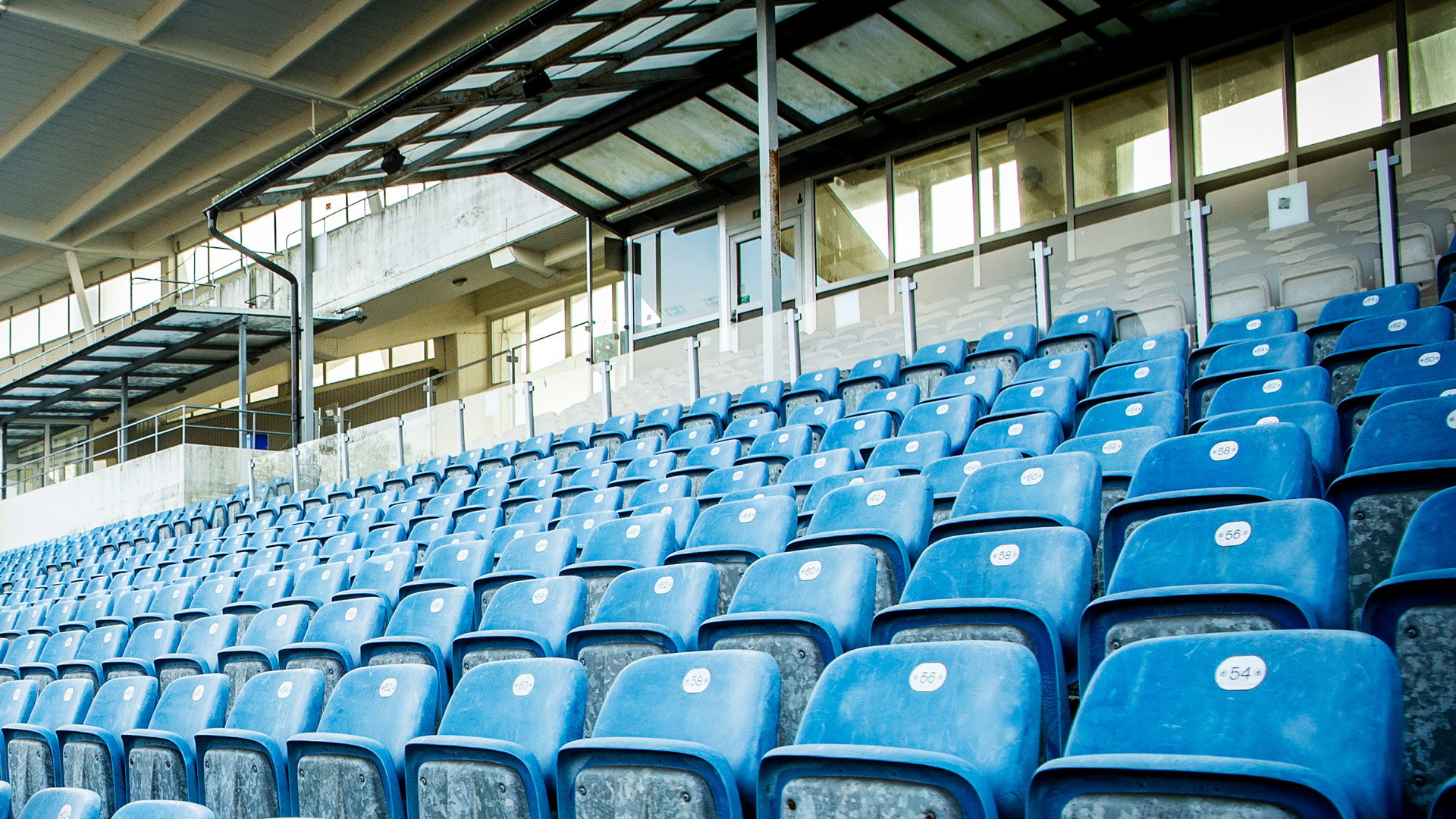 Hämta hem en stol från Malmö Stadion