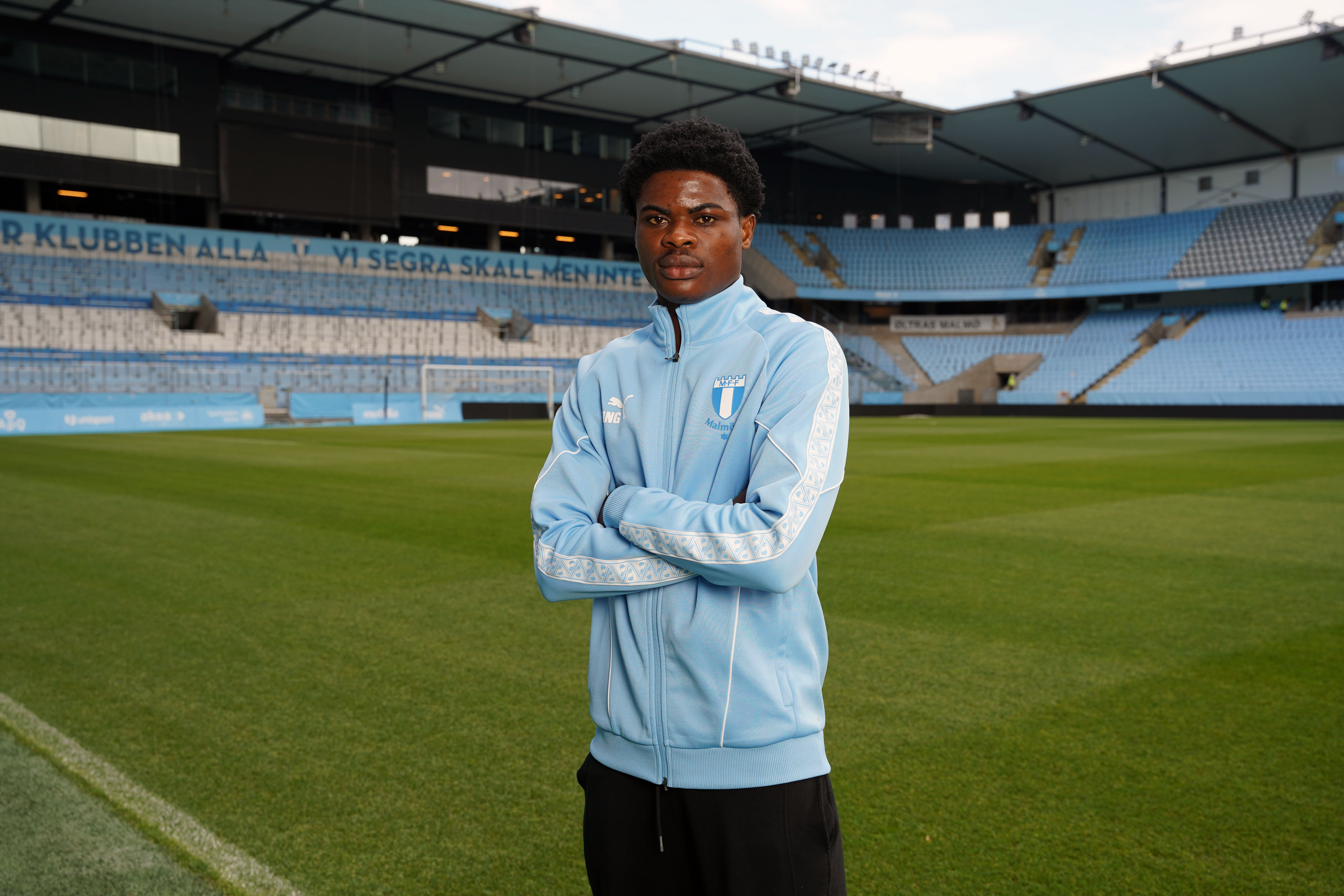 Malmö FF lånar Raphael Adjei